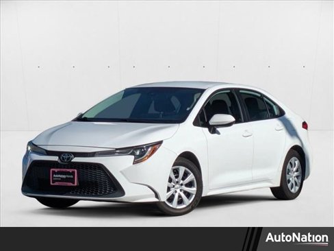 Used 2021 Toyota Corolla LE image 1