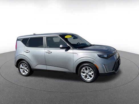 Used 2023 Kia Soul LX w/ Option Group 015 image 2
