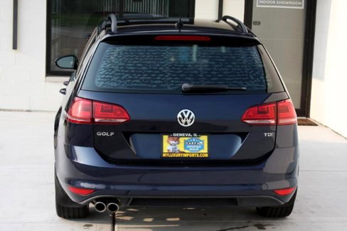 Used 2015 Volkswagen Golf TDI S image 7