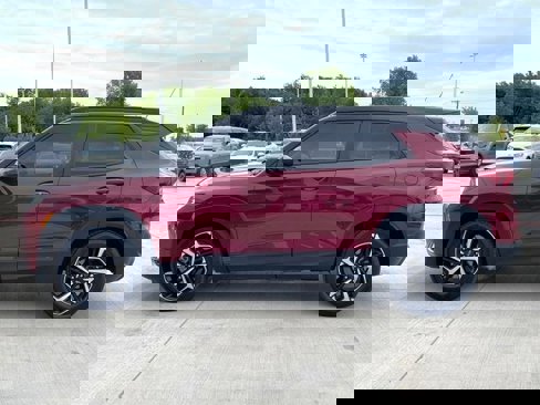 Used 2022 Chevrolet TrailBlazer RS w/ Technology Package image 5