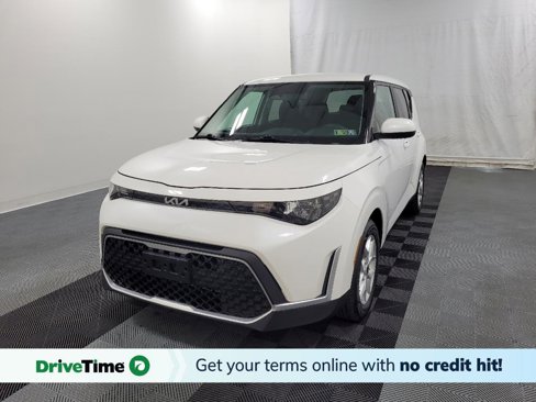 Used 2023 Kia Soul LX w/ LX Technology Package image 1