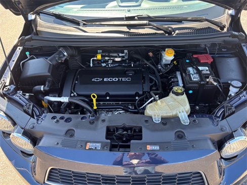 Used 2015 Chevrolet Sonic LT image 28