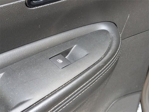 Used 2021 Buick Encore Preferred w/ Safety Package image 26