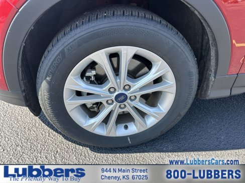 Used 2019 Ford Escape SEL image 10