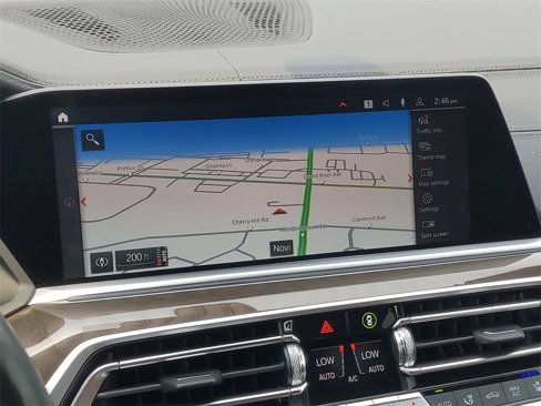 Used 2022 BMW X6 xDrive40i w/ Executive Package image 22