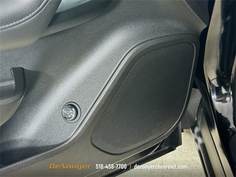 Used 2019 Chevrolet Blazer LT image 18