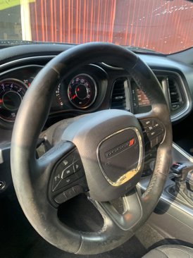 Used 2016 Dodge Challenger SXT image 11