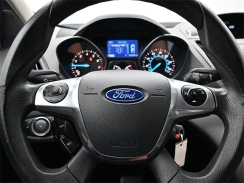 Used 2015 Ford Escape SE image 28