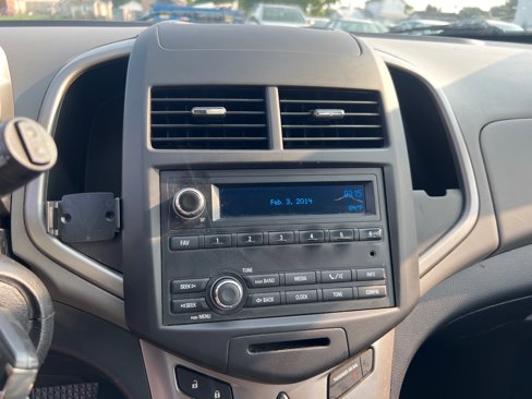 Used 2016 Chevrolet Sonic LS image 31