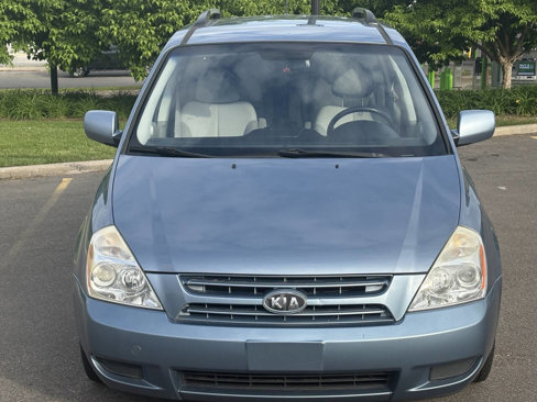 Used 2010 Kia Sedona image 5