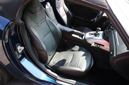 Used 2007 Saturn Sky w/ Premium Trim Pkg image 20