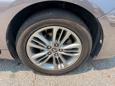 Used 2016 Toyota Camry SE image 15
