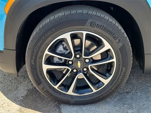 Certified 2025 Chevrolet TrailBlazer LT w/ Convenience Package image 31