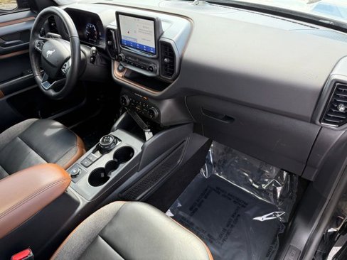 Used 2023 Ford Bronco Sport Outer Banks w/ Tech Package image 14