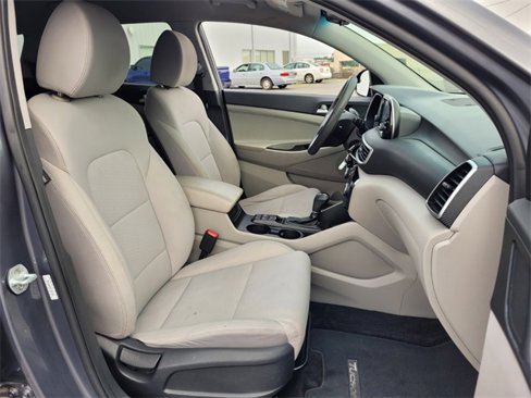 Used 2019 Hyundai Tucson SE image 16