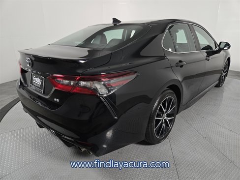 Used 2021 Toyota Camry SE image 6