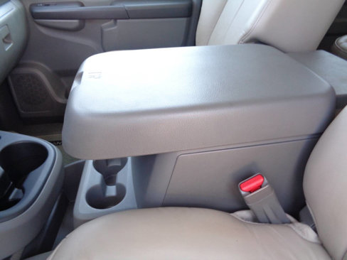 Used 2019 Nissan NV 3500 SL image 41