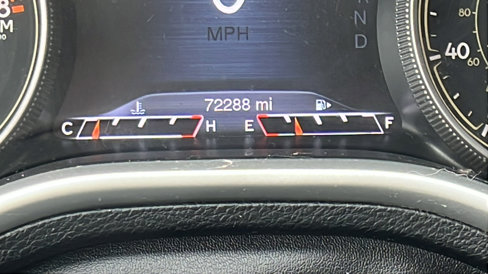 Used 2017 Jeep Cherokee Limited w/ Luxury Group image 30