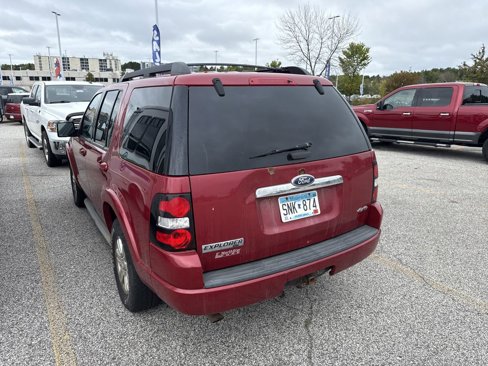 Used 2010 Ford Explorer XLT image 3