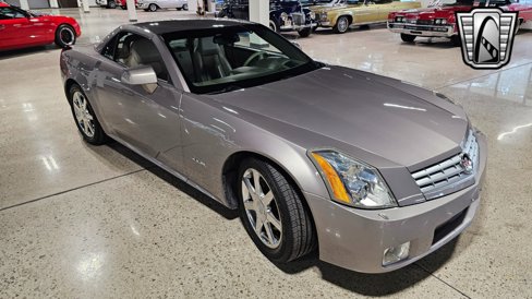 Used 2004 Cadillac XLR image 5
