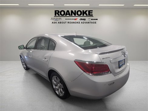Used 2011 Buick LaCrosse CXL image 7