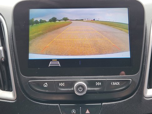 Used 2020 Chevrolet Malibu LS image 22