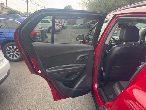 Used 2015 Chevrolet Trax LT w/ LT Plus Package image 14