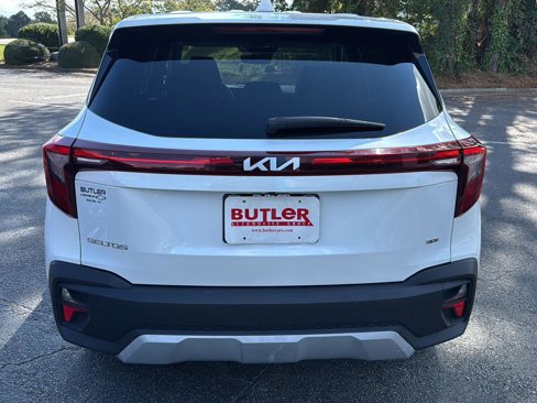 Used 2024 Kia Seltos LX image 4