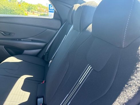 Certified 2025 Hyundai Elantra Sport image 12