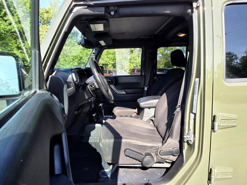 Used 2015 Jeep Wrangler Unlimited Sport w/ Quick Order Package 24S image 13