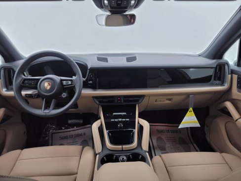 New 2026 Porsche Cayenne image 16