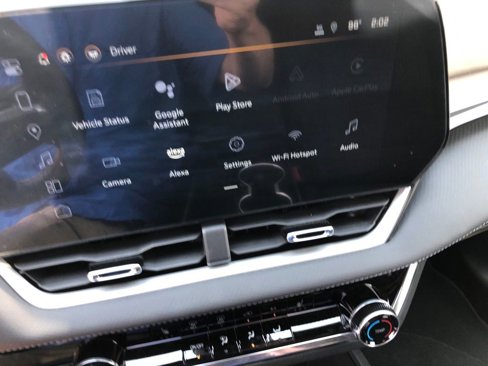 New 2025 Chevrolet Equinox LT w/ Safety and Technology Package image 26