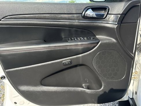 Used 2020 Jeep Grand Cherokee Trailhawk image 23