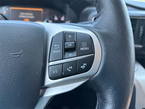 Used 2022 Ford Explorer XLT w/ Equipment Group 202A image 19