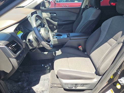 Used 2021 Nissan Rogue SV image 15