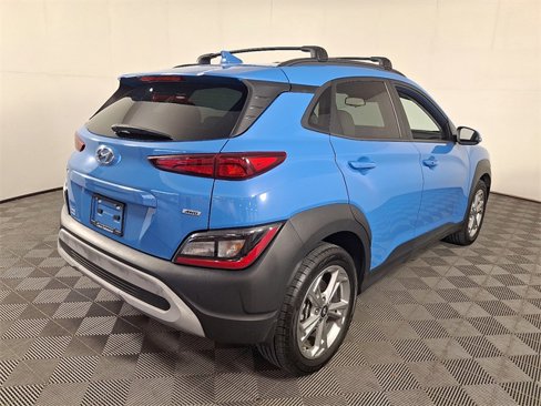 Used 2022 Hyundai Kona SEL w/ Winter Weather Package image 10