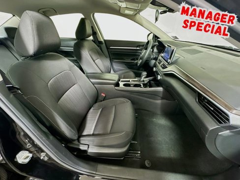 Used 2023 Nissan Altima 2.5 SV image 26