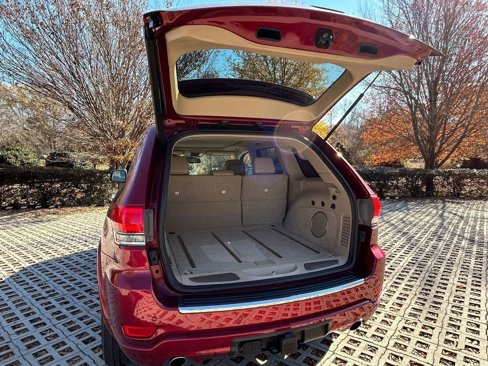 Used 2015 Jeep Grand Cherokee Overland image 6