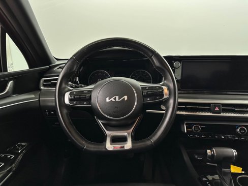 Used 2022 Kia K5 GT-Line image 9
