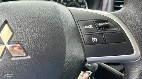 Used 2019 Mitsubishi Outlander ES image 18