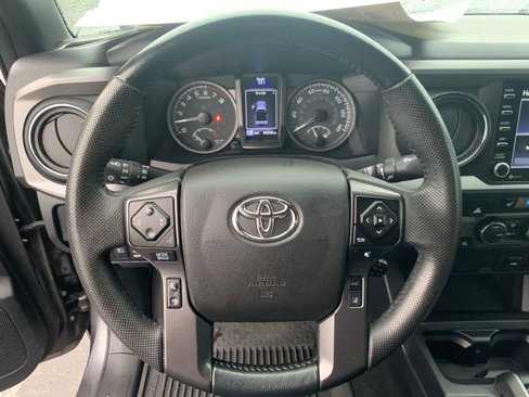 Used 2022 Toyota Tacoma TRD Sport w/ TRD Premium Sport Package image 28