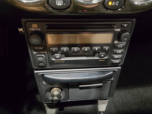 Used 2001 Toyota MR2 image 26