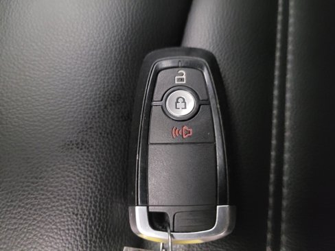 Used 2024 Ford Edge SEL image 32