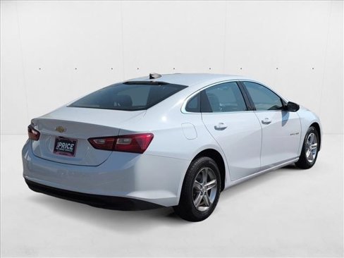 Used 2023 Chevrolet Malibu LS image 5
