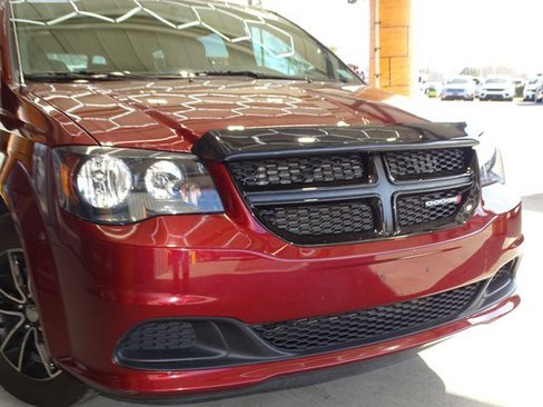 Used 2017 Dodge Grand Caravan SE image 27
