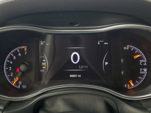 Used 2020 Jeep Grand Cherokee Altitude image 14