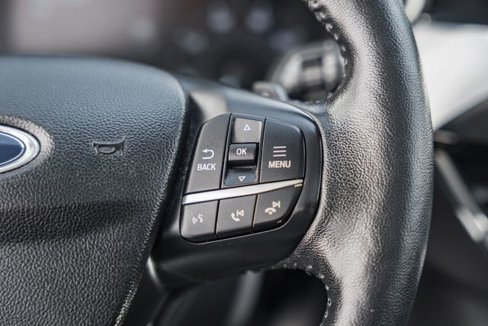 Used 2020 Ford Escape SEL image 32