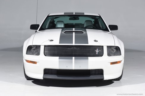 Used 2007 Ford Mustang GT image 2