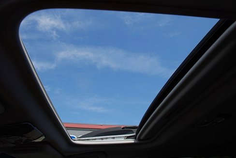 Used 2012 Subaru Outback 2.5i Limited w/ Moonroof Pkg image 16