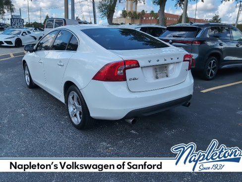 Used 2012 Volvo S60 T5 image 4